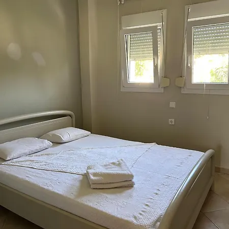 Paradise Pines Xenia - Near Hroussou And Xenia بيت للعطل *