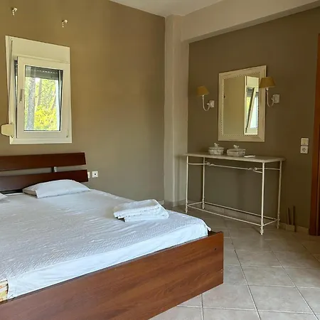Paradise Pines Xenia - Near Hroussou And Xenia بيت للعطل باليوري